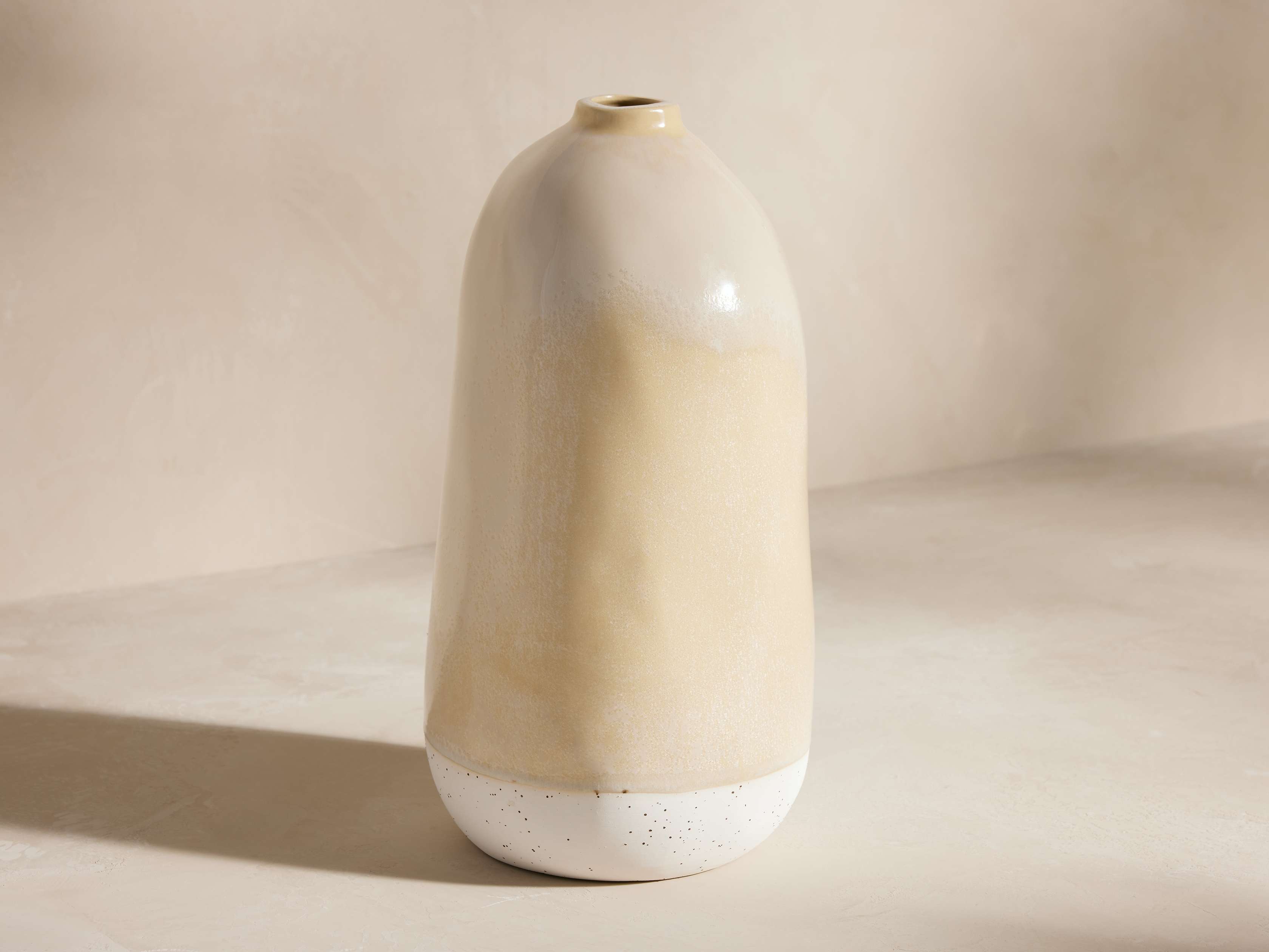 Manton Vase